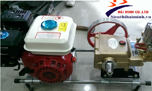 Máy phun thuốc trừ sâu cải tiến giá rẻ, siêu bền tại sieuthihaiminh.vn